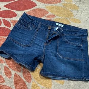 Size 9 Jean Shorts - 3.5” inseam